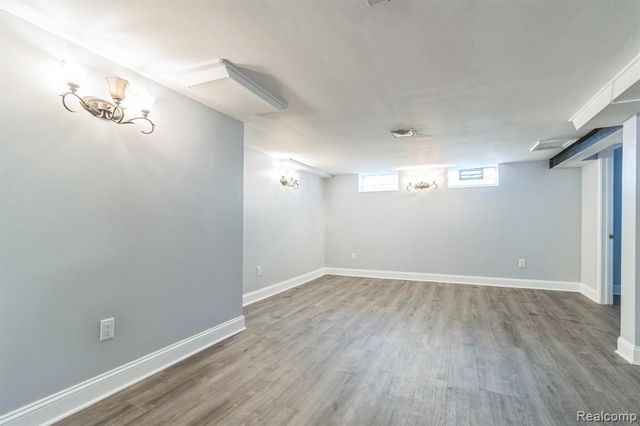 11410 Auburndale Street, Livonia, MI 48150