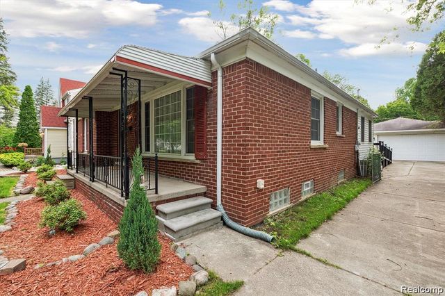 11410 Auburndale Street, Livonia, MI 48150