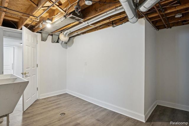 11410 Auburndale Street, Livonia, MI 48150