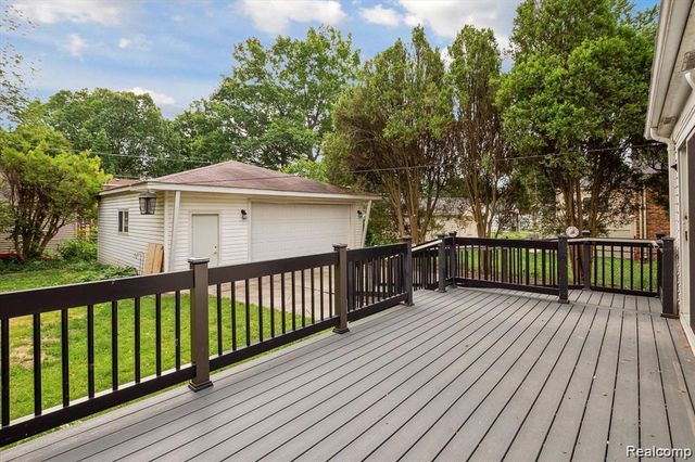 11410 Auburndale Street, Livonia, MI 48150