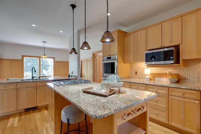 1249 White Road, Bon Aqua, TN 37025