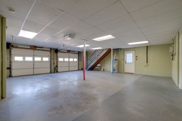 1249 White Road, Bon Aqua, TN 37025