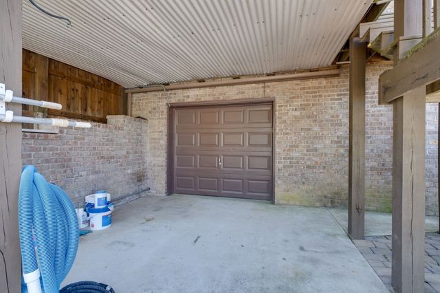 1249 White Road, Bon Aqua, TN 37025