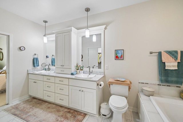 791 Country View LANE, Lake Mills, WI 53551