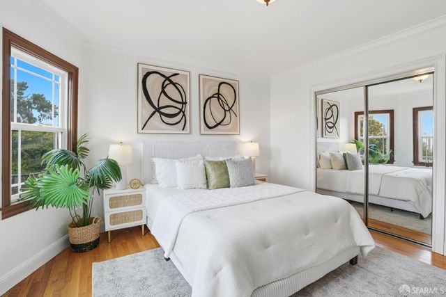 2487 33rd Avenue, San Francisco, CA 94116