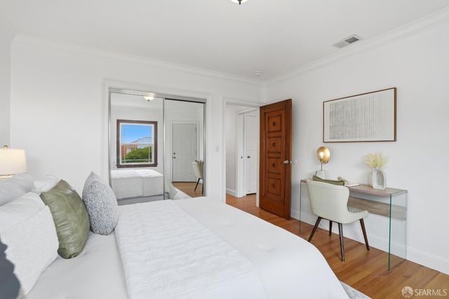 2487 33rd Avenue, San Francisco, CA 94116