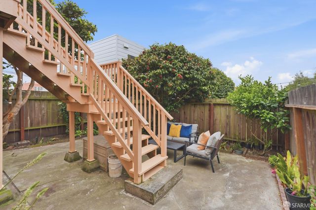 2487 33rd Avenue, San Francisco, CA 94116