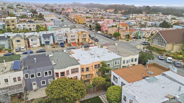 2487 33rd Avenue, San Francisco, CA 94116