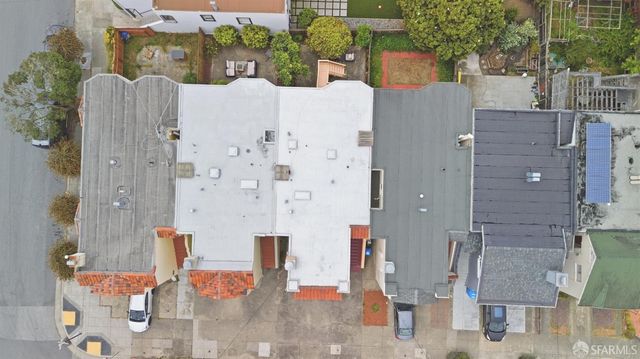2487 33rd Avenue, San Francisco, CA 94116