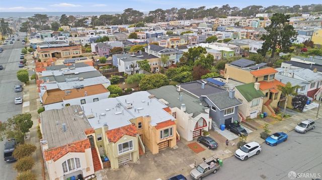 2487 33rd Avenue, San Francisco, CA 94116