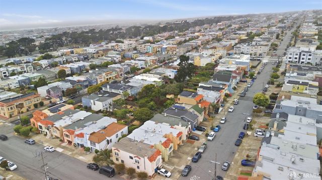 2487 33rd Avenue, San Francisco, CA 94116