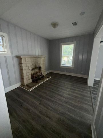 3012 Live Oak Street, Houston, TX 77004