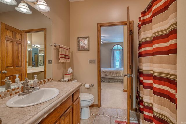 5733 Cherry Hill Drive, Newburgh, IN 47630