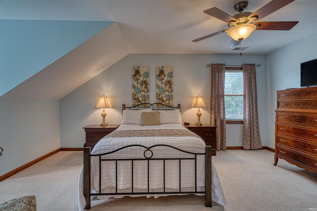 5733 Cherry Hill Drive, Newburgh, IN 47630