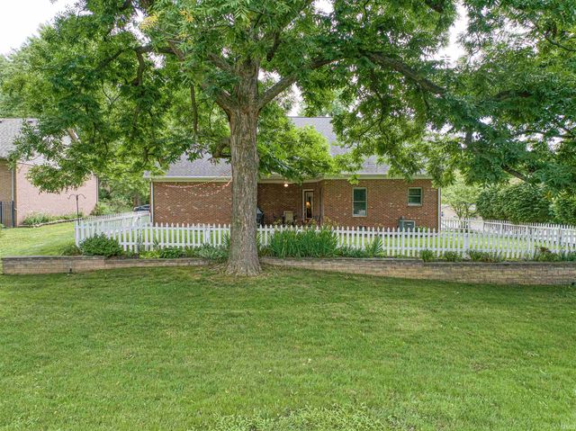 5733 Cherry Hill Drive, Newburgh, IN 47630