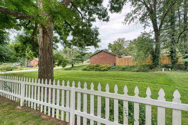5733 Cherry Hill Drive, Newburgh, IN 47630