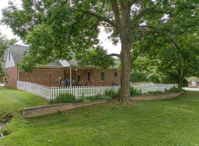 5733 Cherry Hill Drive, Newburgh, IN 47630