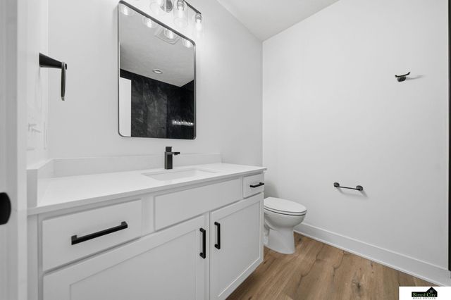 8621 S 49th Street, Lincoln, NE 68516