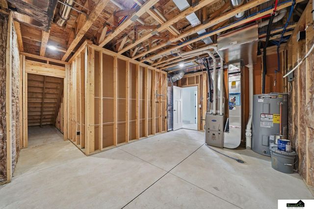 8621 S 49th Street, Lincoln, NE 68516