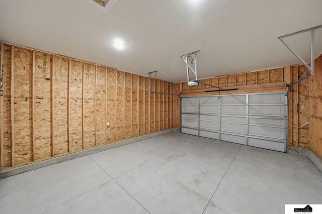 8621 S 49th Street, Lincoln, NE 68516