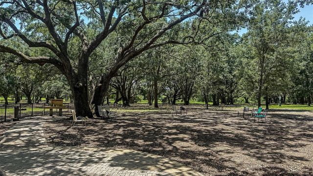 390 CORNERSTONE DRIVE, Groveland, FL 34736