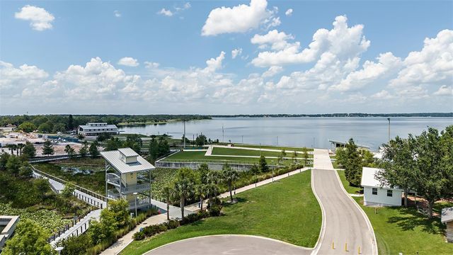390 CORNERSTONE DRIVE, Groveland, FL 34736