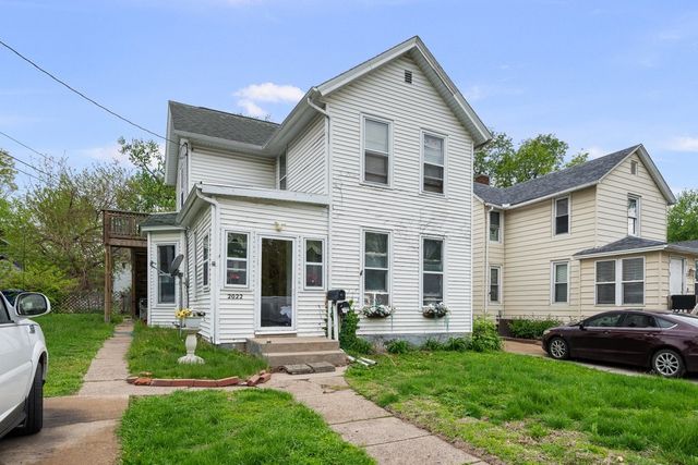 2022 IOWA Street, Davenport, IA 52803