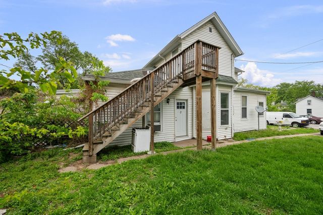 2022 IOWA Street, Davenport, IA 52803