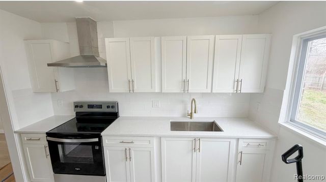 9722 Everts Street, Detroit, MI 48224