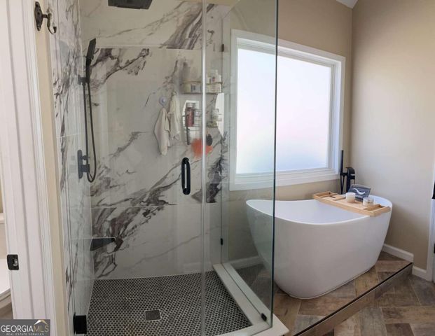 2195 Oakpointe Court, Buford, GA 30519