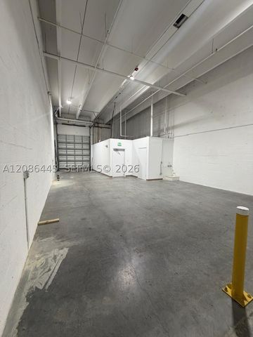 2061 NW 112th Ave 148, Sweetwater, FL 33172