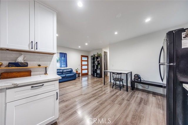 10648 Franlie, Sunland (los Angeles), CA 91040