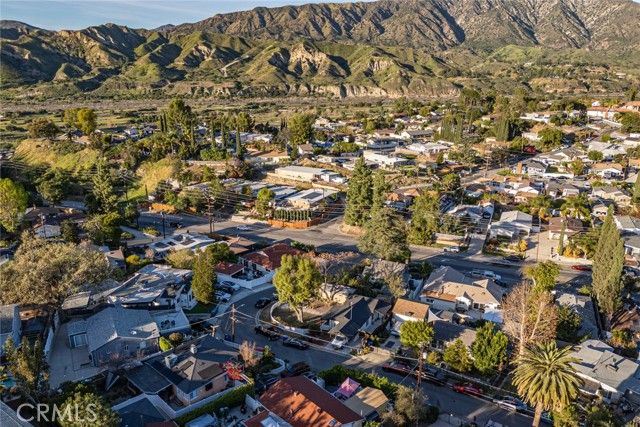 10648 Franlie, Sunland (los Angeles), CA 91040