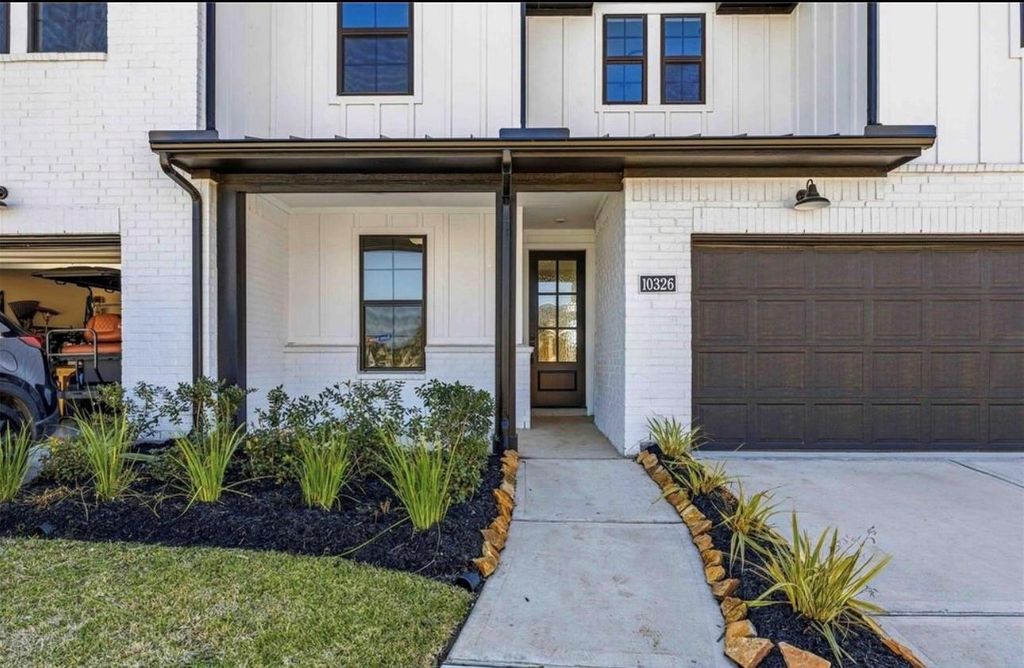 10326 Water Harbor Drive, Missouri City, TX 77459