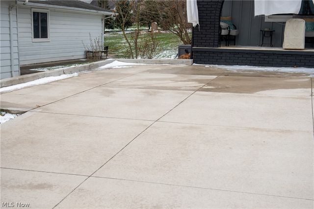 350 Panorama Drive, Seven Hills, OH 44131