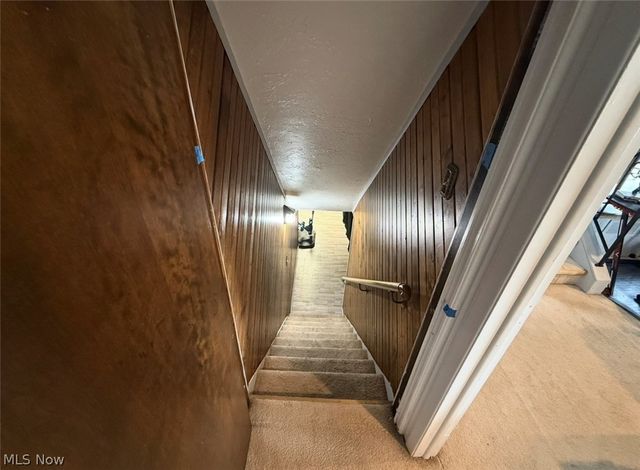 350 Panorama Drive, Seven Hills, OH 44131