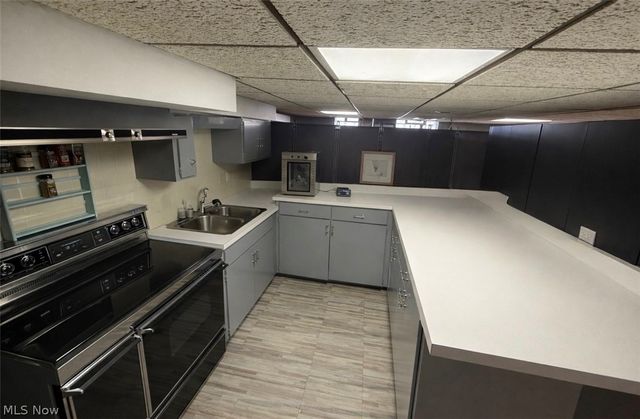 350 Panorama Drive, Seven Hills, OH 44131