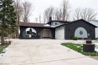 350 Panorama Drive, Seven Hills, OH 44131