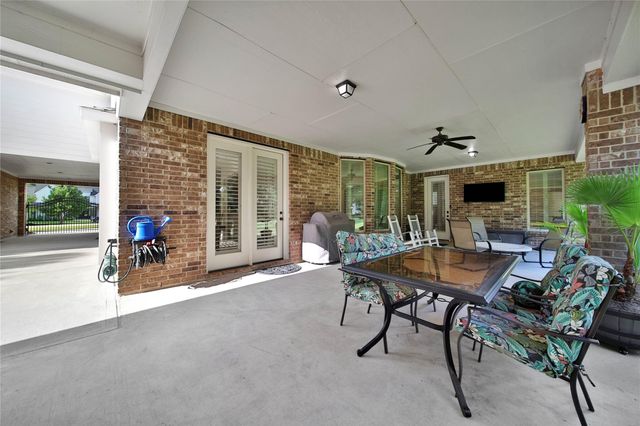 28946 Village Trail, Magnolia, TX 77355