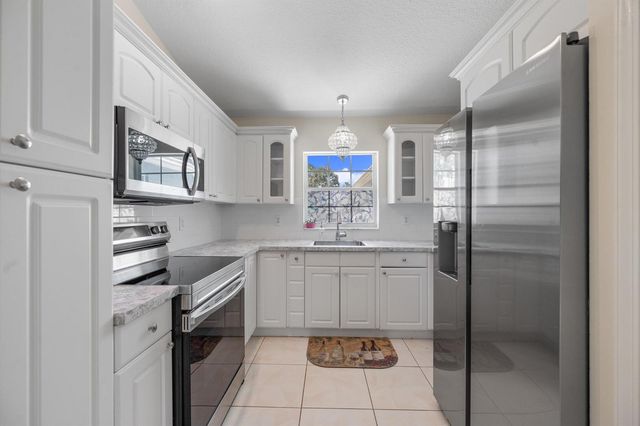 14862 85th Road N, Loxahatchee, FL 33470