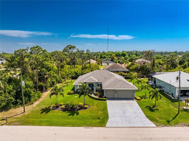 185 HERCULES DRIVE, Rotonda West, FL 33947