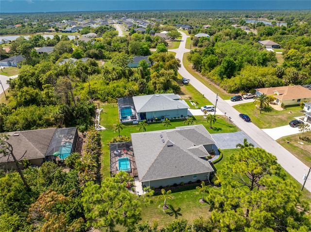 185 HERCULES DRIVE, Rotonda West, FL 33947