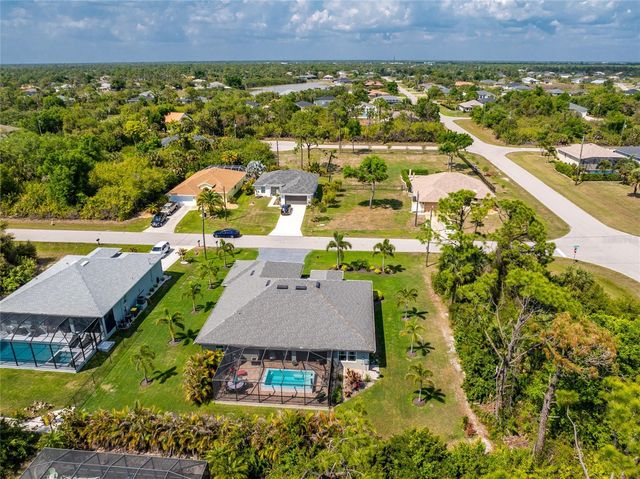 185 HERCULES DRIVE, Rotonda West, FL 33947