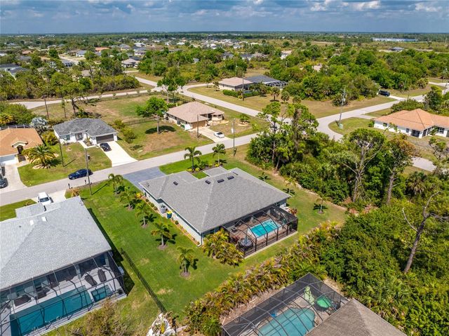 185 HERCULES DRIVE, Rotonda West, FL 33947