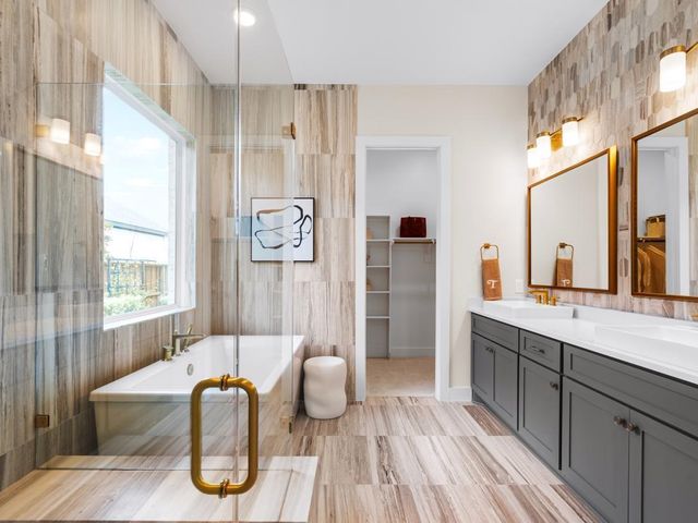 5722 Watercrest Oak Drive, Richmond, TX 77406