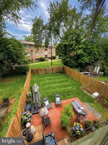 907 E MEADOWS CT, Oxon Hill, MD 20745