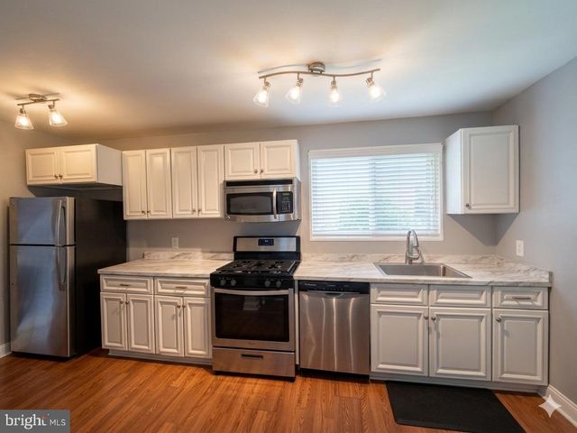 907 E MEADOWS CT, Oxon Hill, MD 20745