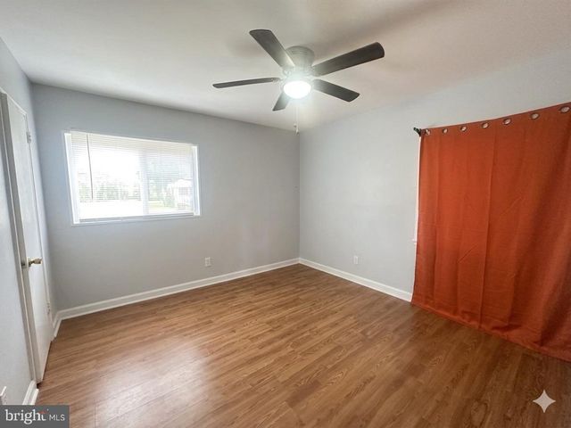 907 E MEADOWS CT, Oxon Hill, MD 20745
