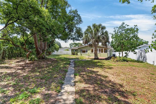 2115 EUCLID CIRCLE E, Clearwater, FL 33764