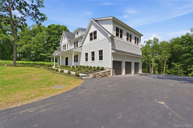 240 Mahopac Avenue, Yorktown Heights, NY 10598